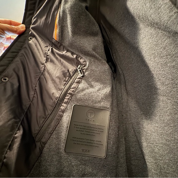 TUMI Jacket - Picture 5 of 7